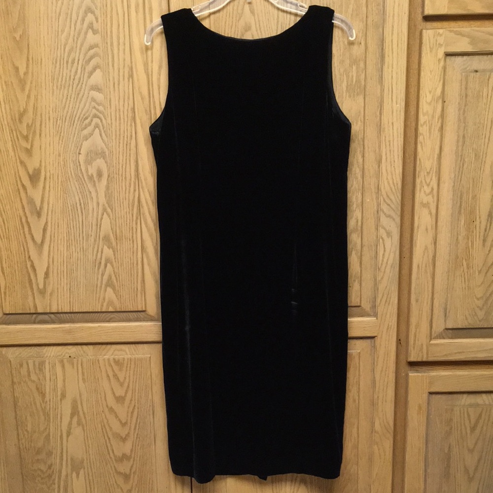 Field Manor Modern Classics Black Velour Sleeveless Cocktail Dress